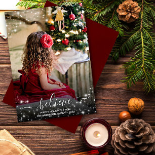 Cartão De Festividades Acredite - O Natal Vermelho das Estrelas Sparkle