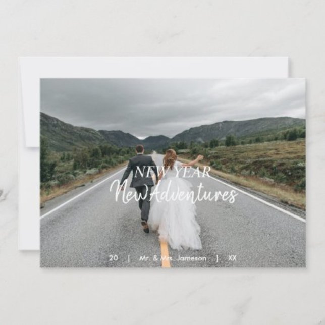 Cartão De Festividades Ano Novo, Novas Aventuras | FELIZ ANO NOVO (Minimal New Year New Adventures design— perfect for a modern and timeless Happy New Year greeting.)