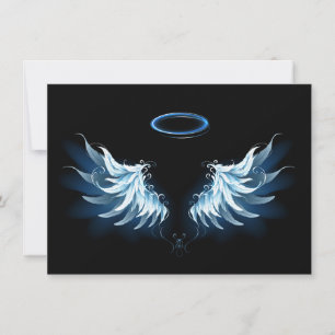Cartão De Festividades Asas de Anjo Azuis Brilhantes em fundo preto