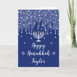 Cartão De Festividades Azul e Silver String Luzes Felizes Hanukkah<br><div class="desc">Esta elegante e sofisticada carta de Chanucá Feliz pode ser personalizada com um nome ou título, como filha, neta, sobrinha, amiga, etc. Apresenta belas luzes de fadas de cordas prateadas com faíscas de diamante, uma vela menorah e a Estrela de David. O texto combina o script manuscrito e as fontes...</div>