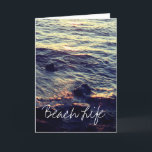 Cartão De Festividades Beach Life cita Waves Ocean Sunset Water Scense<br><div class="desc">Impresso com uma cena linda e serena de lindas ondas oceânicas na praia!</div>