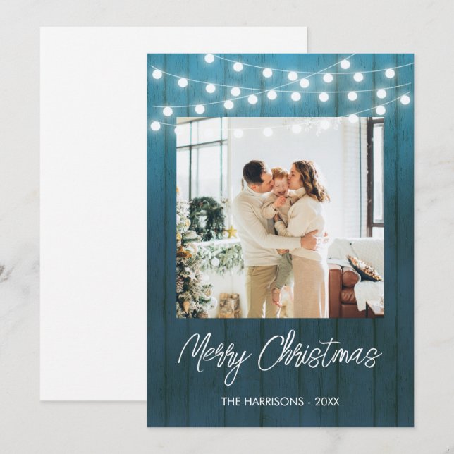 Cartão De Festividades Blue Wood Plate String Lights Foto de Natal (Frente/Verso)
