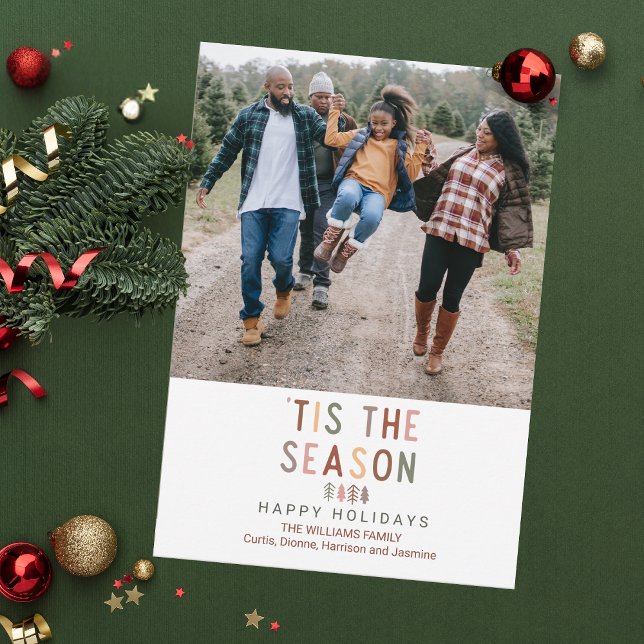 Cartão De Festividades Boho 'Este é o Natal personalizado da temporada ('Tis the Season! Add your personal photo to this whimsical boho style Christmas card.)