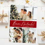 Cartão De Festividades Buon Natale Photo Collage<br><div class="desc">Este cartão fabuloso de 3 fotos com "Buon Natale!" em uma fonte moderna de script e seu nome de família e ano em uma fonte de boné tradicional clara e clara, ambas em branco e em vermelho, com um retorno correspondente, é perfeito para enviar para sua família e amigos. Todos...</div>