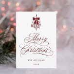 Cartão De Festividades Buquê Red Holly Berry Foto Romântica de Natal<br><div class="desc">Esta simples carta chata de Natal apresenta uma elegante e romântica carta caligráfica suave,  com um buquê de fruta holly de inverno e uma fotografia no verso. Para uma personalização mais avançada deste design,  clique no BOTÃO FERRAMENTA DESIGN AZUL acima!</div>