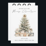 Cartão De Festividades Calendário 2025 Árvore Feliz de Natal<br><div class="desc">Calendário 2025 Árvore Feliz de Natal. Feliz Natal está em um roteiro de estilo manuscrito de na moda set. Com um calendário prático de 2025 na parte de trás para seus destinatários e saudações de Feliz ano novo.</div>