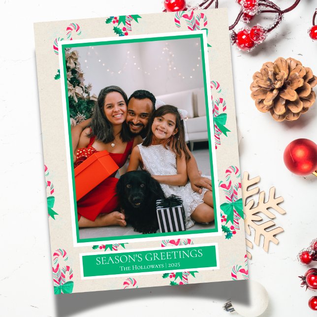 Cartão De Festividades Candy Candy Cane One Photo (Share your family's "Season's Greetings" with this customizable photo card.)
