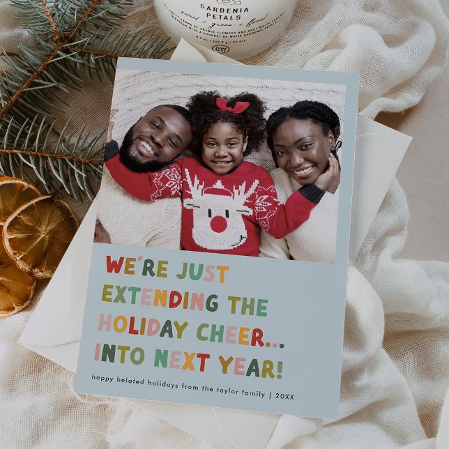 Cartão De Festividades CarOL Blue Cute Tarde Anos novos Engraçado Natal (CAROL Blue Cute Late New Years Funny Christmas Holiday Card)