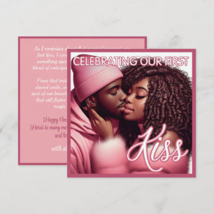 Cartão De Festividades Casal Afro-Americano Amoroso Primeiro Beijo Rosa