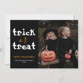 Cartão De Festividades Chic & Modern Halloween Family Photo