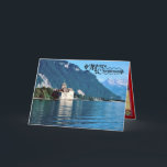 Cartão De Festividades Chinon do castelo, lago Genebra 4<br><div class="desc">Que conjurs levantam pensamentos do divertimento do Natal e do inverno melhor do que imagens da suiça. Este cartão tomá-lo-á, em sua imaginação à grandiosidade das montanhas suíças. Evocará para você os tempos que você passou nas montanhas, tendo o divertimento e apreciando a boa empresa. Este é um cartão delicioso...</div>