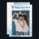 Cartão De Festividades Clássico Blue Watercolor Foto Feliz de Chanucá<br><div class="desc">Cartão de Feriado de Hanukkah Feliz com Aquarela Azul Clássico</div>