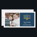 Cartão De Festividades Cobalto colorido Menorah Hanukkah<br><div class="desc">Está aqui um gráfico do divertimento procura uns cartões de fotos de Hanukkah. Um menorah colorido destaca uma luz listrada - painel azul com sua mensagem especial embaixo. Adicione uma foto e personalize o texto como você gosta. Disponível em cores alternativas com produtos de harmonização.</div>