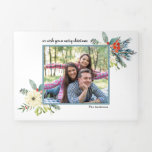 Cartão De Festividades Com Dobra Tripla Pinheiro de inverno galhos elegantes 3 fotos de Na<br><div class="desc">Cartão de Natal Elegante e moderno,  com as suas 3 fotos favoritas. Personalize-o com seu dentro de mensagem personalizado.</div>