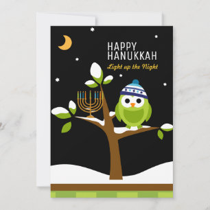 Cartão De Festividades Coruja fofa de Hanukkah & árvore nevada com Menorá