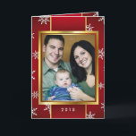 Cartão De Festividades Costume Dourado vermelho retro da foto do Natal<br><div class="desc">" Acredite no milagre do Natal". Cartão dobrado da foto do Natal dos flocos de neve costume Dourado vermelho. Adicione sua foto de família favorita, primeira foto do Natal junto ou o animal de estimação ou imagem do feriado do bebê a primeira ... .. personalizam então o texto. Maneira alegre...</div>