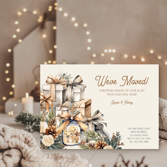 Cartão De Festividades Cozy Neutral, mudamos o Natal (Rustic We've Moved Christmas Card from the Holiday Moving Announcements Collection by Darling & May)