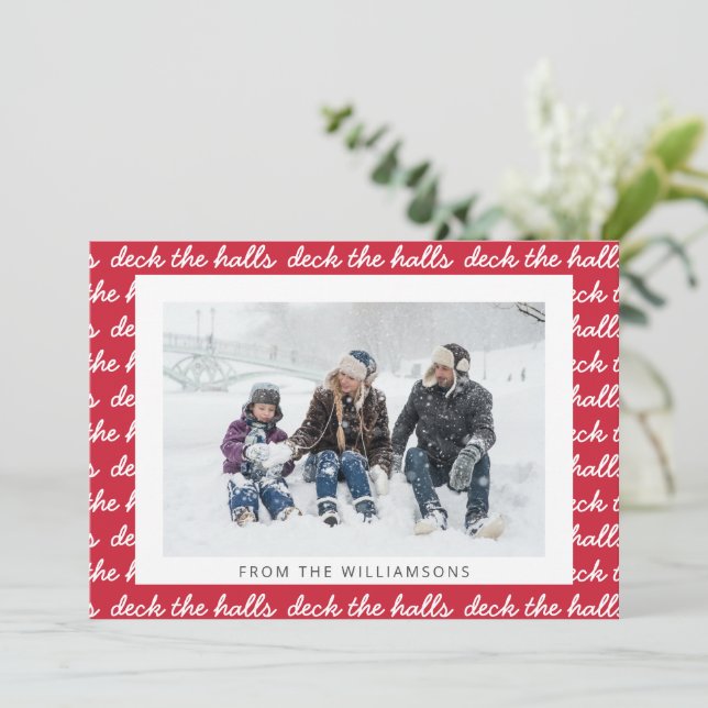 Cartão De Festividades Deck The Halls Christmas Script Pattern Red Photo (Em pé/Frente)