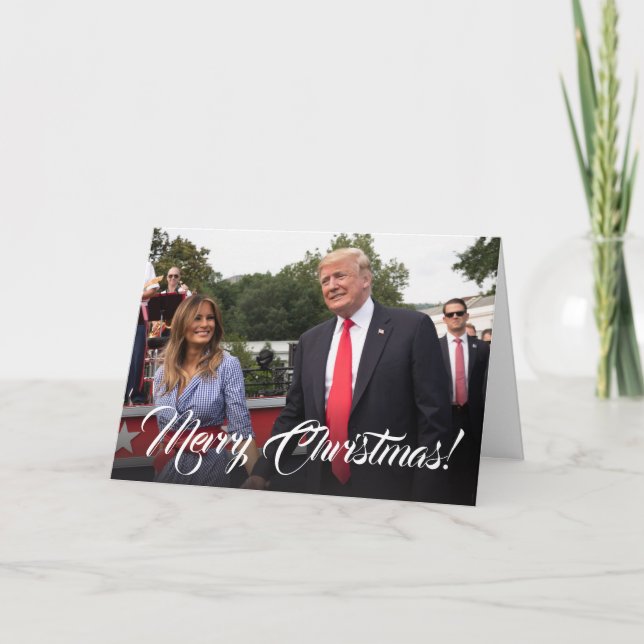 Cartão De Festividades Donald Trump & Melania Saudação Patriótica de Nata (Frente)