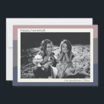 Cartão De Festividades Earthy Boho Modern Abstrato Stripes Hanukkah Foto<br><div class="desc">Este design moderno apresenta formas abstrato orgânicas de banda em uma bela paleta de tons de terra de roxo empoeirado,  cinzas e ocre,  personalizadas com seu nome e foto. Pode ser usado para qualquer cartões de natal,  basta personalizar o texto.</div>