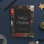 Cartão De Festividades Elegante Dark Vintage Feliz Natal<br><div class="desc">Elegante Dark Merry Christmas card: um design original e impressionante,  com uma fonte elegante misturada com um fundo de tapeçaria vintage.</div>
