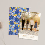 Cartão De Festividades Elegante de Feriado de Hanukkah Floral Amarelo Azu<br><div class="desc">Envie seus desejos mais quentes nesta temporada com nosso cartão com fotos de feriado personalizado, com uma bela mistura de fotos personalizadas da família na frente e um vibrante design floral azul e amarelo no verso. Perfeito para compartilhar os momentos de férias favoritos de sua família, esta carta elegante permite...</div>