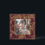 Cartão De Festividades Elegante Foto Vermelho Dourado Vintage Alegre e Br<br><div class="desc">Elegante vermelho vintage com padrão de brocado dourado tipografia Alegre e Brilhante. Um belo design de brocado desgastado com sua foto favorita no centro. Personalize com sua mensagem e nome no verso. O cartão de saudação de Natal perfeito.</div>