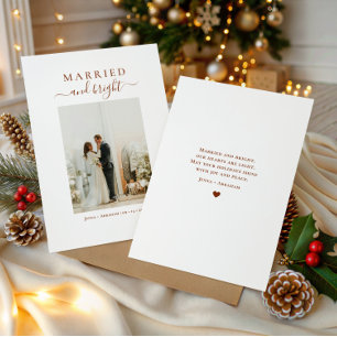 Cartão De Festividades Elegante Script Casado e Brilhante Foto e Coração