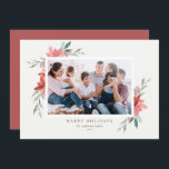 Cartão De Festividades Elegante Watercolor Red Winter Flowers Foto<br><div class="desc">Feliz Feriados! Envie desejos de férias e saudações com este cartão com fotos de férias elegante e vintage. Apresenta ilustrações de cor d'água da poinsettia vermelha com verde. Personalize este cartão de feriado floral adicionando sua foto favorita, saudação, nomes e outros detalhes. Os textos são perfeitamente editáveis. Disponível como cartão...</div>