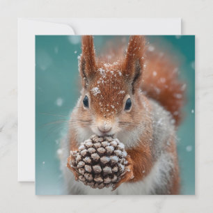 Cartão De Festividades Esquilo Vermelho Adorável na Neve com um Pinecone