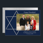 Cartão De Festividades Estrela Azul Moderna de Hanukkah Silver de David F<br><div class="desc">Bar de prata/Bat Mitzvah e Estrela moderna de Hanukkah,  minimamente clássico,  contra um fundo sólido,  criam um design elegante e sofisticado. Para obter outros produtos de coordenação ou correspondência,  visite justFharryn em Zazzle.com ou entre em contato com o designer,  c/o Fharryn@yahoo.com Todos os direitos reservados. #zazzlemade #christmasdecor</div>