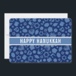 Cartão De Festividades Estrela Feliz de Hanukkah de David Cute Trendy<br><div class="desc">Feliz Hanukkah,  estrela de David,  Menorah,  fofo,  branco,  azul,  moda,  estrelas,  cartão de velas.</div>