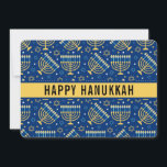 Cartão De Festividades Estrela Feliz de Hanukkah de David Cute Trendy<br><div class="desc">Feliz Hanukkah,  estrela de David,  Menorah,  fofo,  branco,  amarelo,  azul,  moda,  estrelas,  cartão de velas.</div>