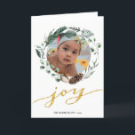 Cartão De Festividades Eucalyptus Foliage Greenery, Elegante Dourado<br><div class="desc">Envie desejos e saudações de férias a amigos, colegas e familiares em cartões de natal simples, bonitinhos, chicos, elegantes e modernos de design festivo, do estilo natural de cor! Uma bela faixa de coroa de folhas de cor-de-água verde-macia, pintadas (pinheiro, eucalipto, samambaia), com bonito cones de pinheiro castanho e magnólia...</div>