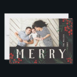 Cartão De Festividades Feliz de Fotografias de Tipografia Botânica<br><div class="desc">Completamente personalizável de todas as formas possíveis, esta nova coleção de cartões de férias apresenta os nossos frutos de inverno pintados manualmente e trabalho de arte de folhagem. Boas saudações modernas entrelaçadas entre a trabalho de arte faz uma declaração tipográfica caprichosa que se destaca. Esta coleção inclui várias opções de...</div>