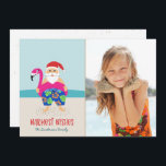 Cartão De Festividades Feliz Funny Tropical Beach Papais noeis Foto de Na<br><div class="desc">Este adorável cartão com fotos de feriado apresenta Papais noeis tropicais desenhados à mão, vestindo troncos coloridos de natação e um flutuador brilhante de piscina fuchsia flamingo! Outros detalhes incluem uma praia arenosa, o oceano, um céu azul, e tipografia na moda, lendo, "Desejos Mais Quentes". Fácil de personalizar com sua...</div>