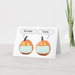 Cartão De Festividades Feliz Halloween Pumpkins em Máscara de Coronavír