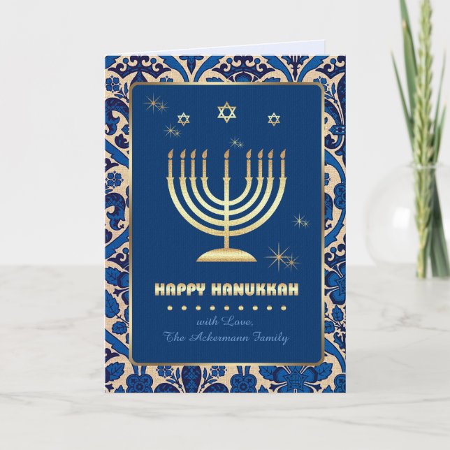 Cartão De Festividades Feliz Hanukkah. Dourado Menorah (Frente)