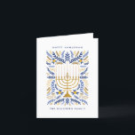 Cartão De Festividades Feliz Hanukkah Festivo Watercolor Menorah Foto<br><div class="desc">Feliz Hanukkah! Mande saudações a Hanukkah para a família e amigos com este cartão com fotos dobrado elegante. Apresenta a aquarela Menorah e a folhagem elegante da coroa numa sofisticada paleta de ouro, azul claro e azul marinho. Personalize o cartão com sua mensagem favorita e duas linhas de texto personalizado...</div>