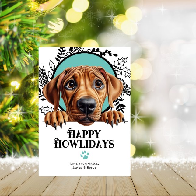 Cartão De Festividades Feliz Howlidays Rhodesian Ridgeback Dog Natal (Happy Howlidays Rhodesian Ridgeback Dog Christmas Holiday Card by Ricaso. Cute dog holiday cards)