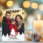 Cartão De Festividades Feliz Natal Árvores Fronteiriças Foto Dobrada<br><div class="desc">Esta fotografia chic e moderna da família, dobrada no cartão de Natal, mostra sua fotografia de feriado vertical, enquadrada por uma borda de árvores brancas de Natal, silhueta. Personalize com um roteiro vermelho e verde para uma bela fotografia minimalista do cartão de Natal com uma fotografia segundo no dentro e...</div>