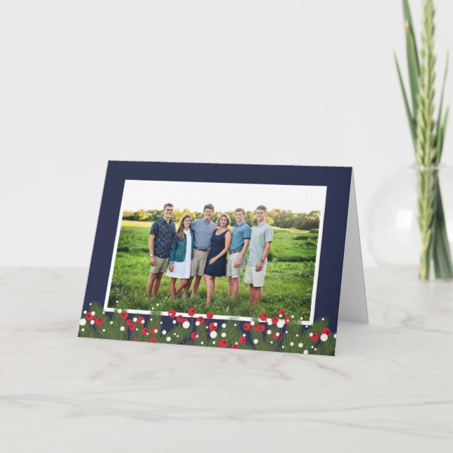 Cartão De Festividades Feliz Natal Collage Pine Branch & Berry (Frente)