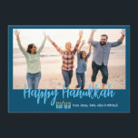 Cartão De Festividades Feliz Natal da Família Hanukkah<br><div class="desc">Esta Ficha de Férias Feliz da Família Hanukkah é sobre a cor e alegria da temporada de festas! Simples, mas divertido e otimista, ao adicionar sua própria foto favorita da família e personalizar a mensagem de feriado, você certamente trará um sorriso para todos na sua lista de cartões de feriado....</div>