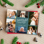 Cartão De Festividades Feliz Natal da Xadrez Teal de Foto da Família<br><div class="desc">Um belo cartão de Natal de colagem fotográfica para a família que é Grateful, agradecido e abençoado. Este cartão de natal verde teal da família é personalizado com 6 fotos da sua família, o seu nome e o ano. Para obter melhores resultados, recorte espaço em excesso das fotos antes de...</div>