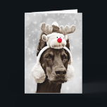 Cartão De Festividades Feliz Natal do inverno do Doberman<br><div class="desc">Retrato do inverno do Pinscher do Doberman em tons do sepia O Doberman com orelhas erige, vestindo as capas protectoras para as orelhas macias da rena ajustadas em um fundo de prata e branco com flocos de neve e destaques do bokeh O Feliz Natal na pia batismal do roteiro da...</div>
