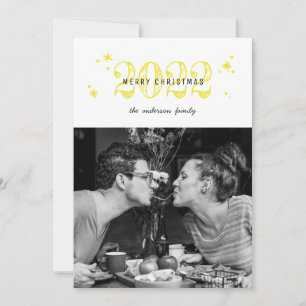 Cartão De Festividades Feliz Natal. Foto de neve amarela e bonita