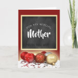 Cartão De Festividades Feliz Natal Mãe Chalkboard e Ornamentos<br><div class="desc">Um belo cartão com uma mensagem especial para sua mãe nesta época de Natal,  feito com um motif de quadro de tendências.</div>