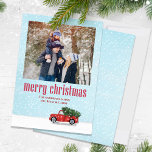 Cartão De Festividades Feliz Natal Um Caminhão Vermelho Fotográfico<br><div class="desc">Uma cena de inverno de caminhonete branco, vermelha, que volta da floresta ou do lote de árvores de Natal com a Árvore de Natal deste ano na neve. Apresentando um feliz Natal, um modelo fotográfico, com uma linda aquarela, um inverno bonito, um inverno retrô bonito, um caminhão vermelho-safra, uma simples...</div>