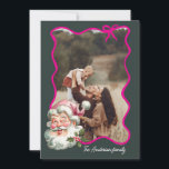 Cartão De Festividades Feliz Rosa Papais noeis de Natal Foto Retroativa<br><div class="desc">Cartão de Feriado Rosa Vintage com Papais noeis sorridentes de cor d'água com sua foto personalizada. Edite seus desejos personalizados na parte traseira do cartão.</div>