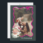 Cartão De Festividades Feliz Rosa Papais noeis de Natal Foto Retroativa<br><div class="desc">Cartão de Feriado Rosa Vintage com Papais noeis sorridentes de cor d'água com sua foto personalizada. Edite seus desejos personalizados na parte traseira do cartão.</div>